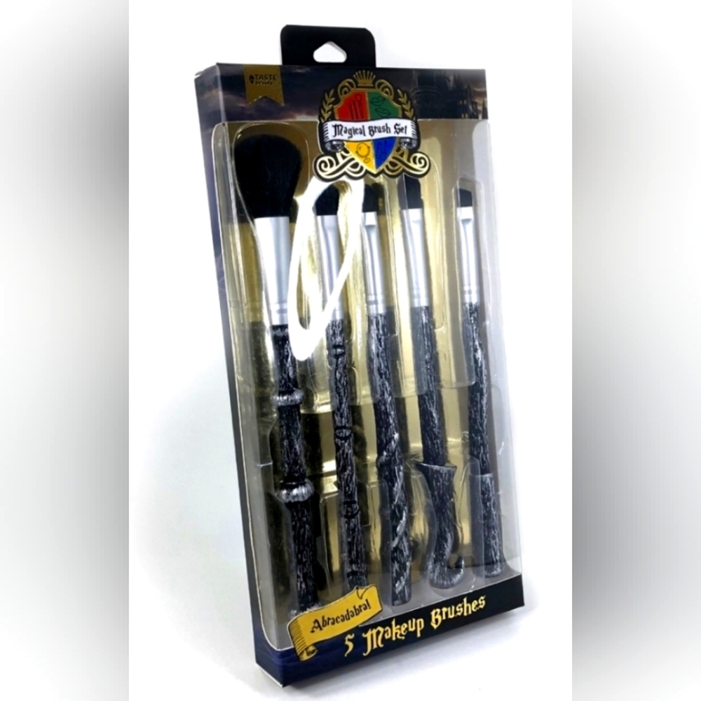 Harry Potter Magic Wizard Wand Makeup Brush set